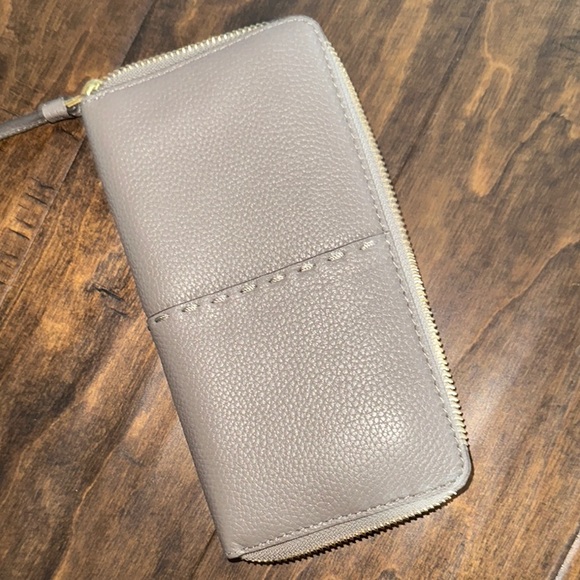 Tory Burch Leather Wallet - Picture 4 of 4